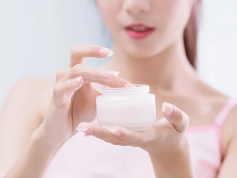 Công dụng làm đẹp của Calendula Officinalis giúp dưỡng ẩm, hỗ trợ phục hồi da và ngăn ngừa lão hóa