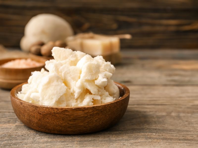 Bơ Shea chiết xuất từ hạt cây Shea, phổ biến ở các khu rừng nhiệt đới châu Phi