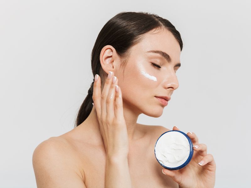 Scutellaria Baicalensis Root – Tinh chất làm đẹp tự nhiên, giúp làm dịu da, giảm viêm và chống lão hóa hiệu quả
